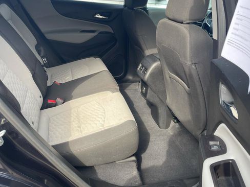 Used 2020 Chevrolet Equinox LT w/ Driver Convenience Package FWD image 8