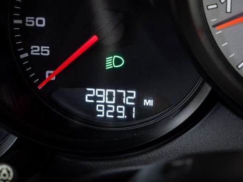 Used 2014 Porsche 911 Carrera 4S AWD/4WD image 12