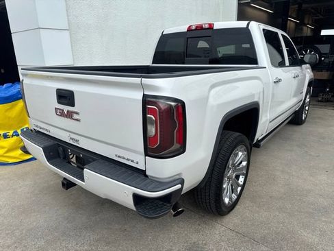 Used 2018 GMC Sierra 1500 Denali w/ Denali Ultimate Package AWD/4WD image 5