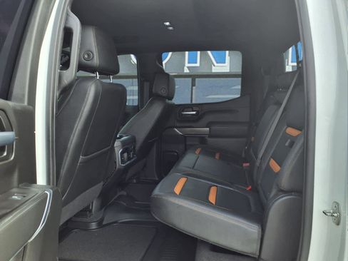 Used 2021 GMC Sierra 1500 AT4 w/ AT4 Value Package image 9