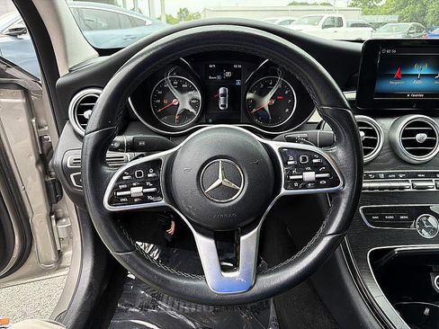 Used 2019 Mercedes-Benz C 300 Sedan w/ Premium Package image 17