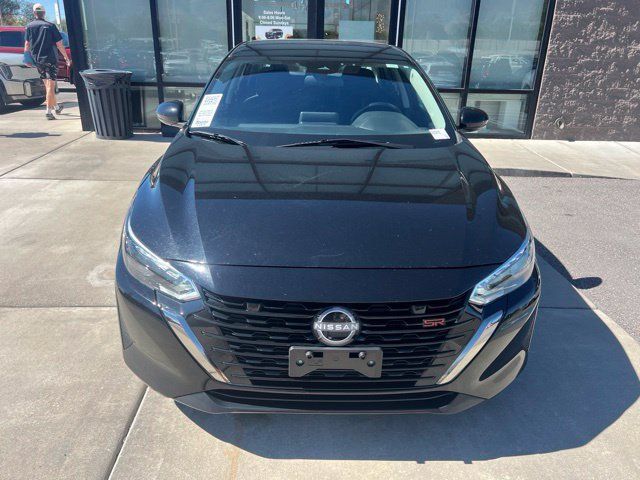 Used 2025 Nissan Sentra SR FWD image 3