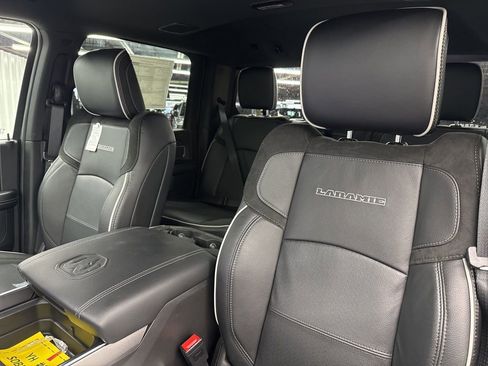 New 2026 RAM 2500 Laramie AWD/4WD image 17