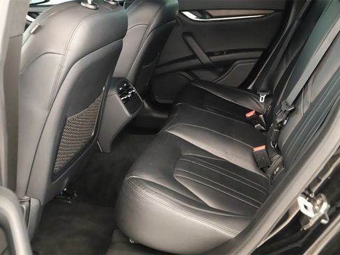 Used 2014 Maserati Ghibli S Q4 image 28