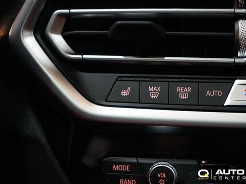 Used 2024 BMW X3 xDrive30i AWD/4WD image 19