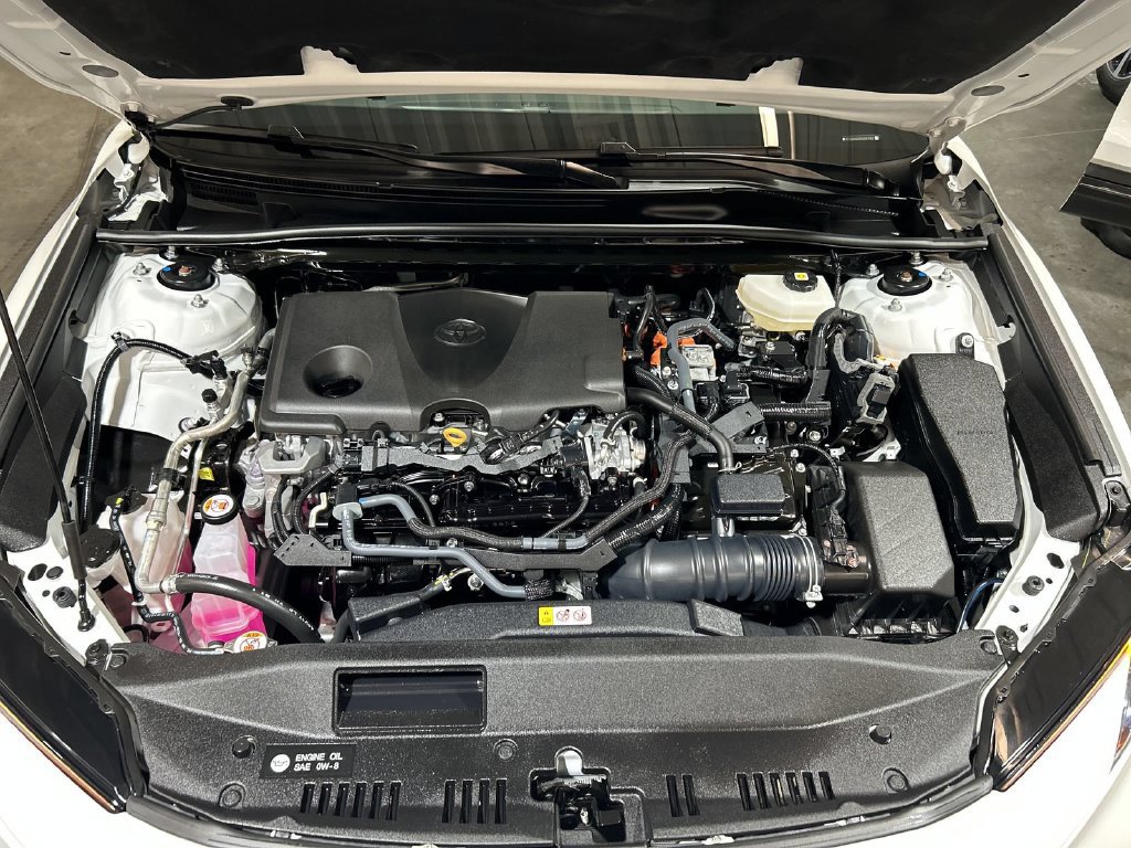 Used 2025 Toyota Camry XSE FWD image 14
