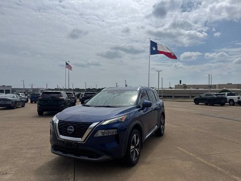 Certified 2023 Nissan Rogue SL w/ SL Premium Package FWD image 7