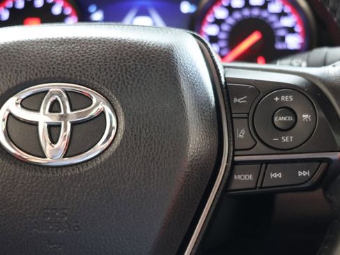 Used 2021 Toyota Camry XSE image 28