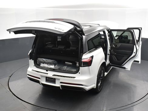 New 2026 INFINITI QX80 Autograph image 36