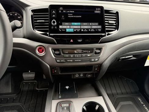 New 2026 Honda Ridgeline RTL image 17