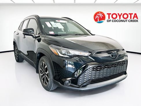 Used 2024 Toyota Corolla Cross AWD Hybrid image 1
