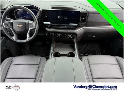 Used 2025 Chevrolet Silverado 2500 LTZ w/ LTZ Convenience Package AWD/4WD image 10