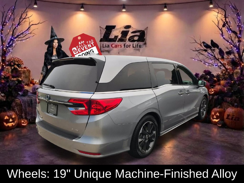 Used 2022 Honda Odyssey Elite image 16