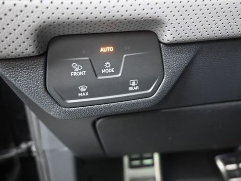 New 2026 Volkswagen Atlas Peak Edition image 21