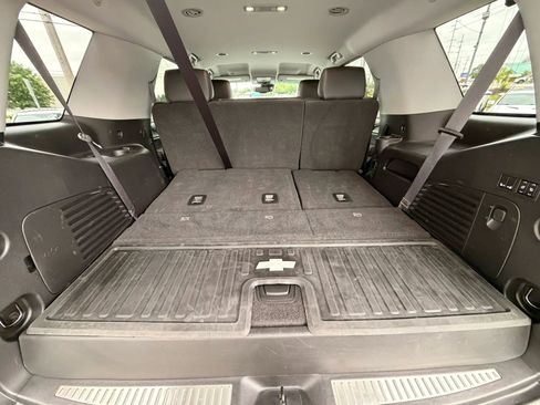 Used 2017 Chevrolet Tahoe LT w/ Luxury Package AWD/4WD image 31