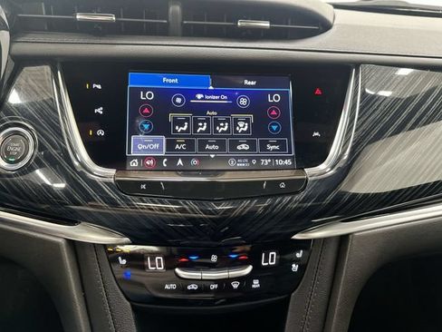 Used 2024 Cadillac XT6 Premium Luxury w/ Technology Package AWD/4WD image 18