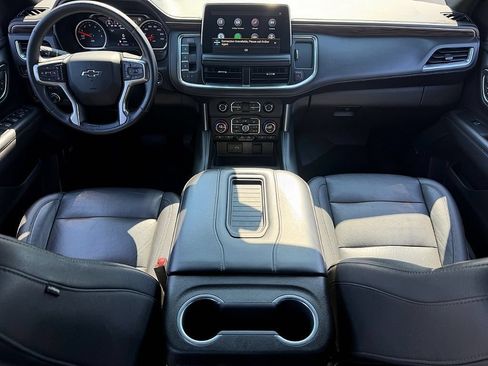 Used 2021 Chevrolet Tahoe Z71 w/ Z71 Off-Road Package AWD/4WD image 28