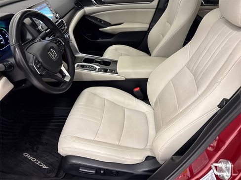 Used 2021 Honda Accord Touring image 19