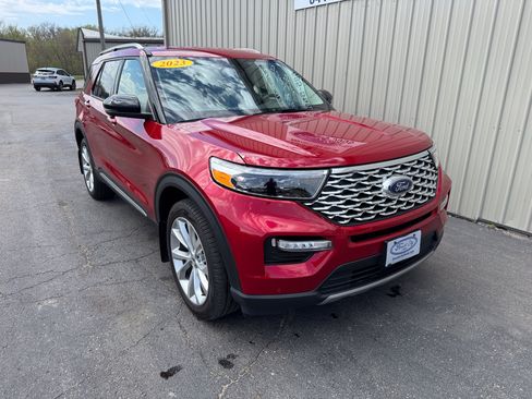 Used 2023 Ford Explorer Platinum w/ Premium Technology Package AWD/4WD image 5
