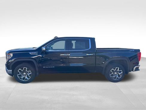 Used 2023 GMC Sierra 1500 SLT w/ SLT Premium Package AWD/4WD image 4