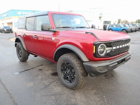 New 2025 Ford Bronco Big Bend image 1