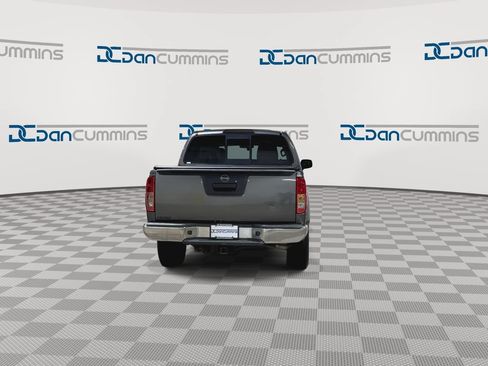 Used 2019 Nissan Frontier SV RWD image 7