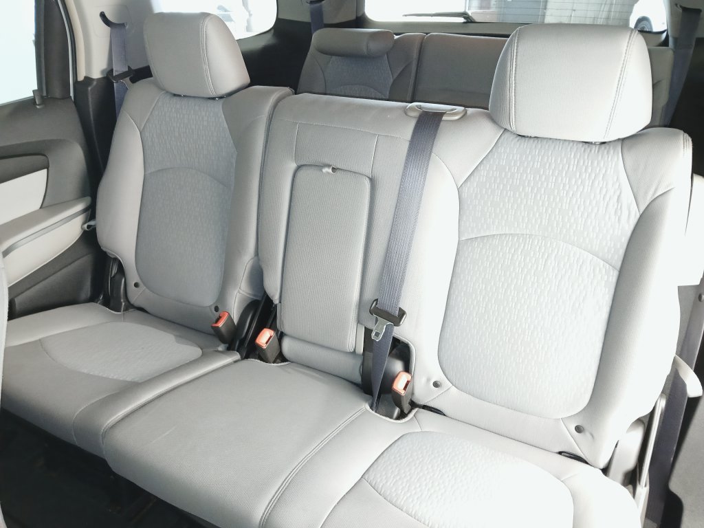 Used 2007 GMC Acadia SLE w/ Convenience Package FWD image 14