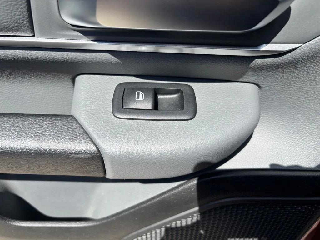 Used 2020 RAM 1500 Big Horn AWD/4WD image 24