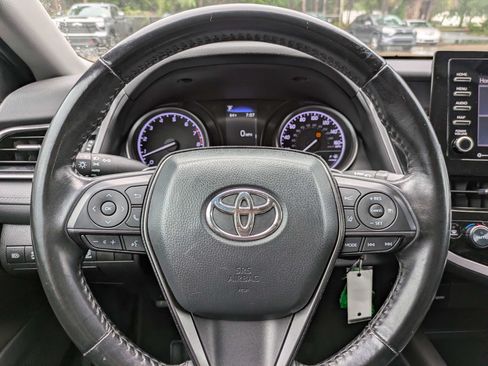 Used 2023 Toyota Camry SE FWD image 18