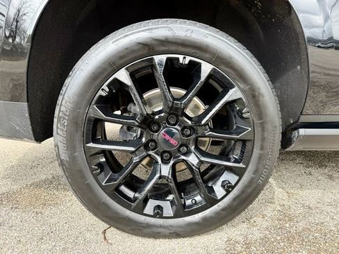 Used 2023 GMC Yukon XL Denali w/ LPO, Floor Liner Package AWD/4WD image 6