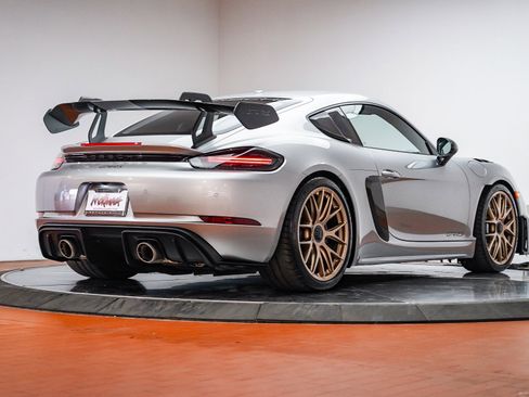 Used 2025 Porsche 718 Cayman GT4 RS image 9