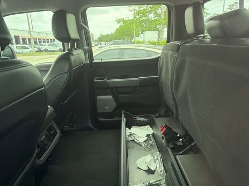 Used 2025 Ford F250 Lariat w/ Chrome Package image 6