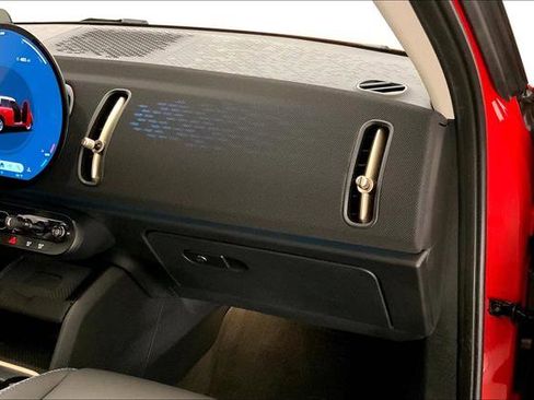 Certified 2025 MINI Cooper Countryman S w/ Comfort Package Max image 23