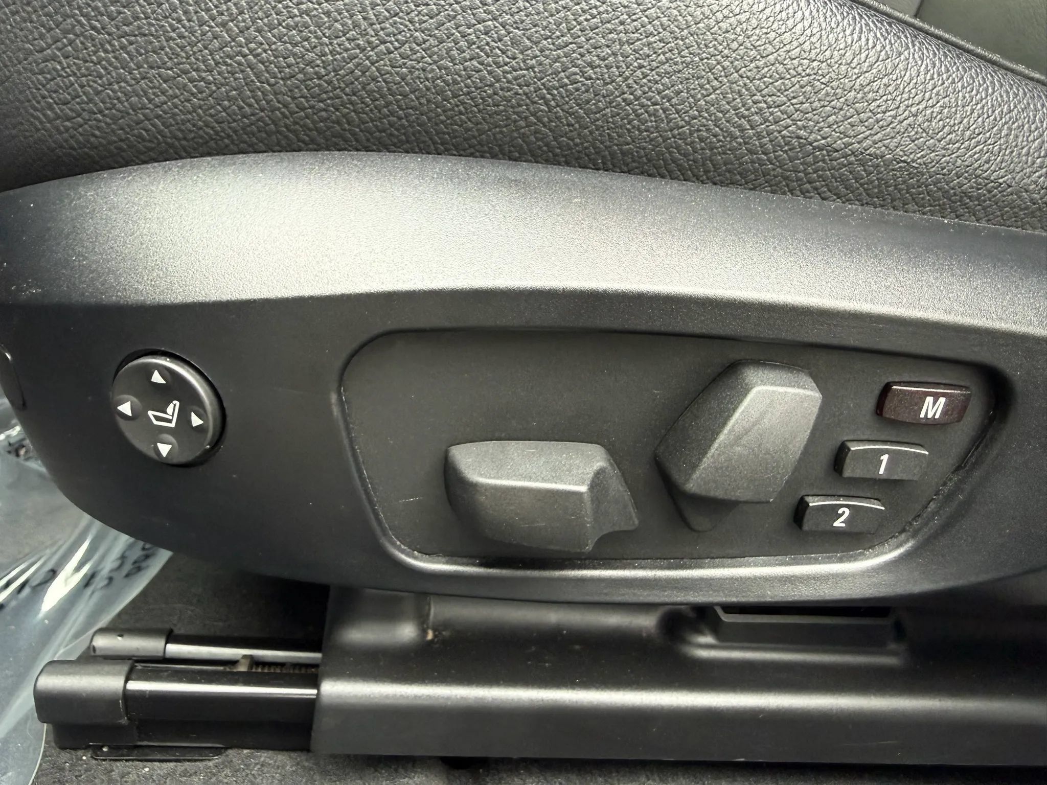 Used 2014 BMW X1 xDrive28i AWD/4WD image 22