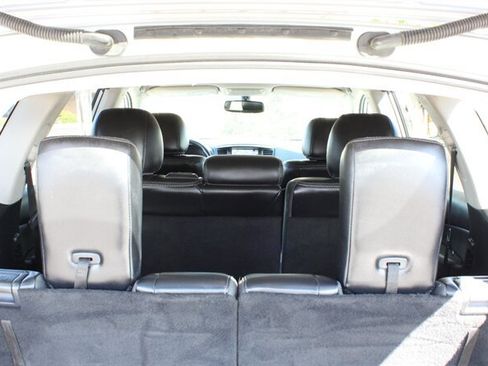 Used 2020 Nissan Pathfinder SL AWD/4WD image 15