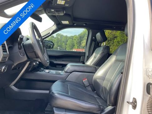 Used 2020 Ford Expedition Max XLT w/ Equipment Group 202A RWD image 3