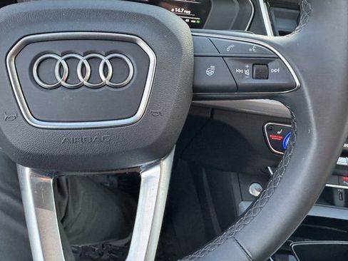 Certified 2025 Audi Q5 2.0T Premium w/ Convenience Plus Package image 23