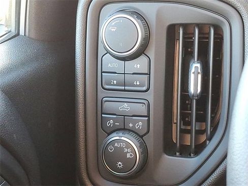 Used 2022 Chevrolet Silverado 1500 Custom Trail Boss w/ Safety Confidence Package image 26