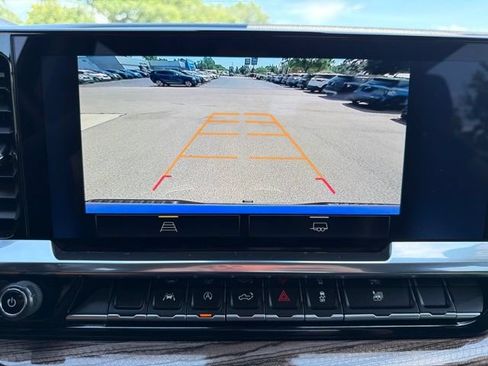 Certified 2025 Chevrolet Silverado 1500 LT AWD/4WD image 29