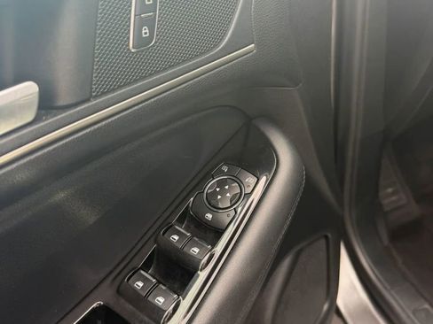 Used 2017 Ford Edge SEL w/ Equipment Group 201A FWD image 13