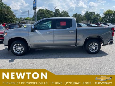 Used 2023 Chevrolet Silverado 1500 LT AWD/4WD image 36