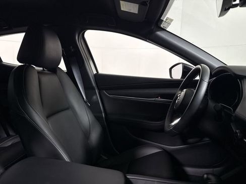 Certified 2025 MAZDA MAZDA3 s Sport image 12