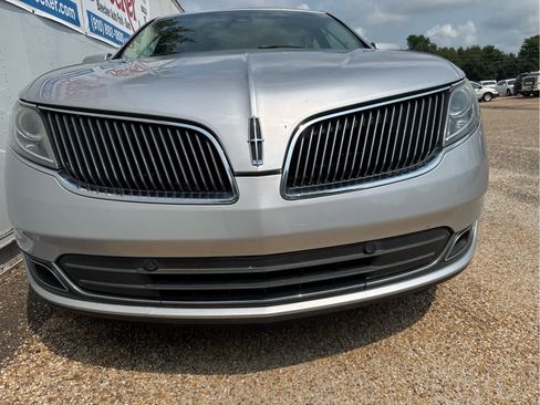 Used 2013 Lincoln MKS FWD image 11