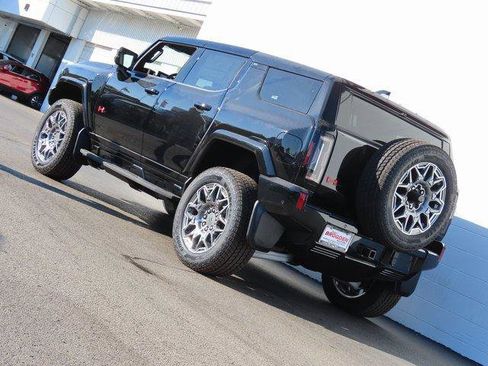 New 2025 GMC Hummer EV 3X w/ LPO, Sport Package image 2