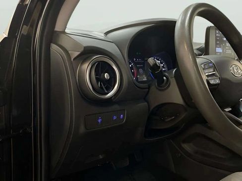 Used 2022 Hyundai Kona SEL FWD image 43