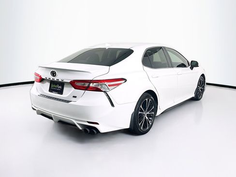 Used 2020 Toyota Camry SE image 9