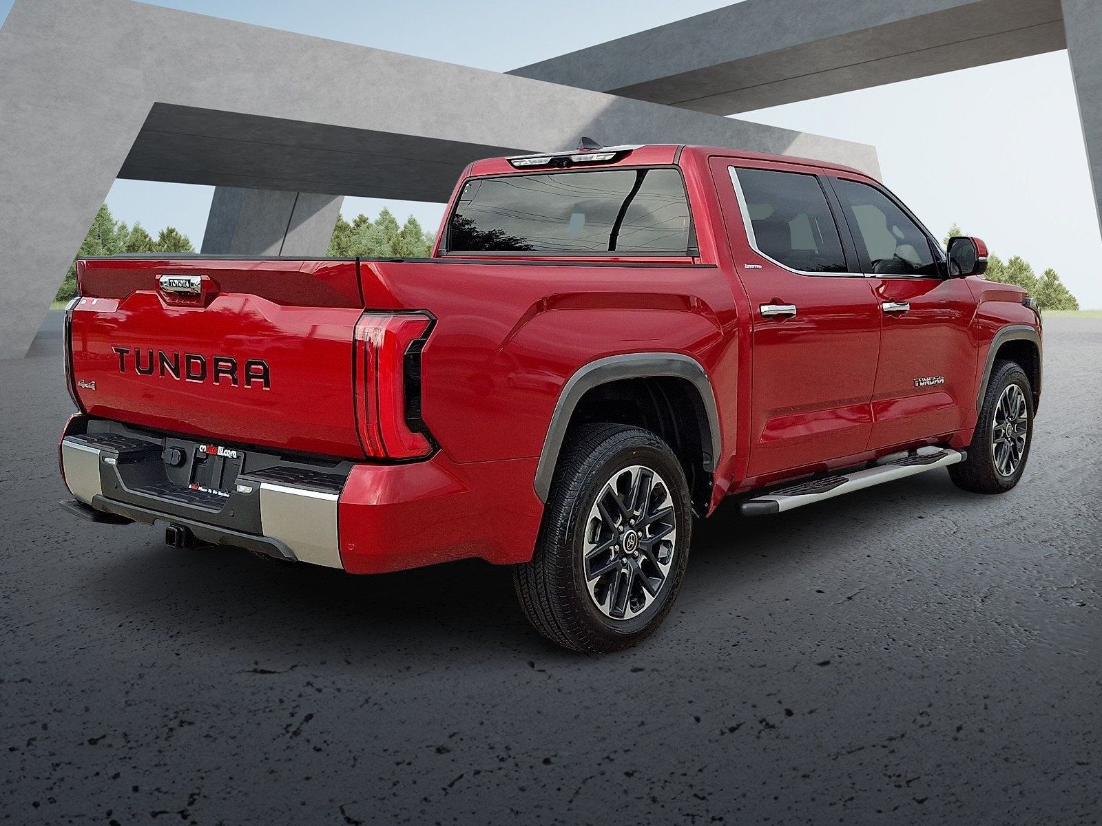 Used 2024 Toyota Tundra Limited AWD/4WD image 6