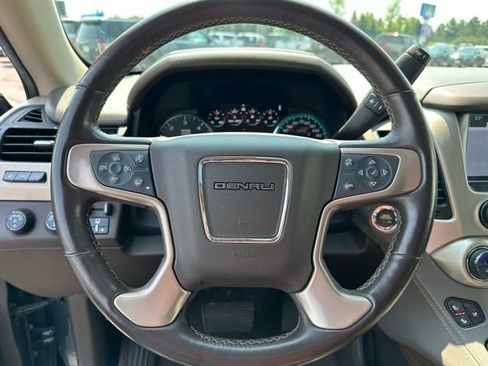 Used 2020 GMC Yukon Denali image 20