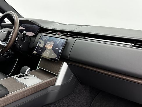 Used 2025 Land Rover Range Rover Long Wheelbase SE image 50