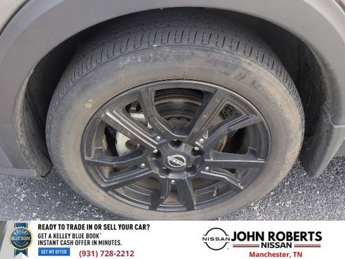 Used 2023 Nissan Kicks SR FWD image 4